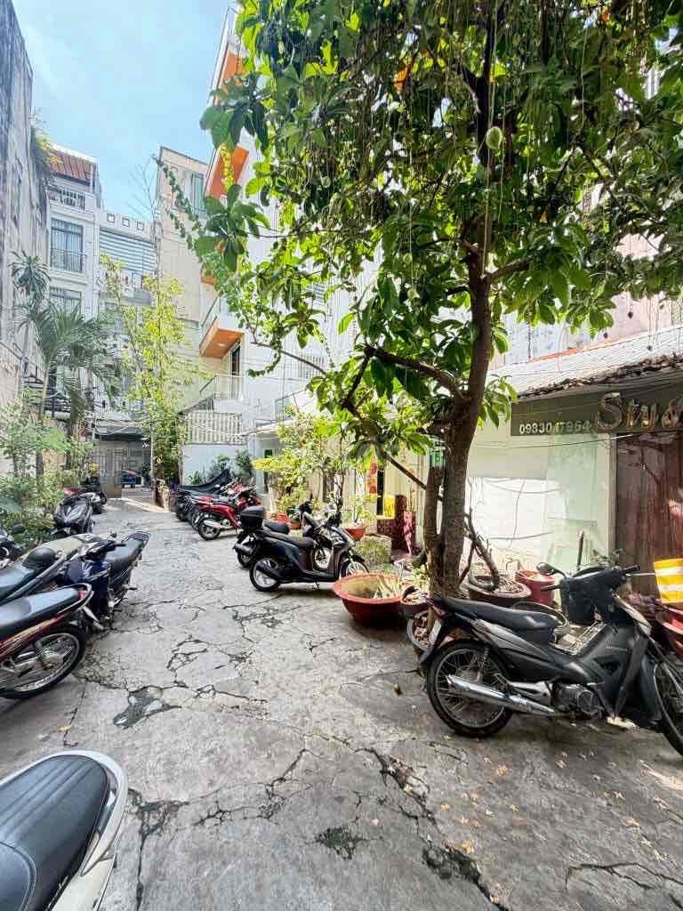 BÁN ĐẤT HIẾM *** KHU PHAN XÍCH LONG - Ảnh 3