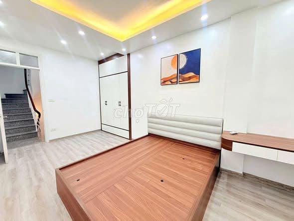 Nhà phố Trần Thái Tông, Cầu Giấy 33m2 5T MT4.8m giá 10.x tỷ - Ảnh 2