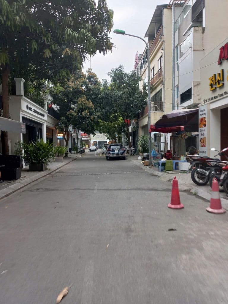 🔥 Bán nhà mặt phố Nguyễn Đình Hoàn- Hoàng Quốc Việt 🔥 - Ảnh 2