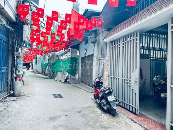 bán nhà xây mới Định Công giá chỉ nhỉnh 8 tỷ