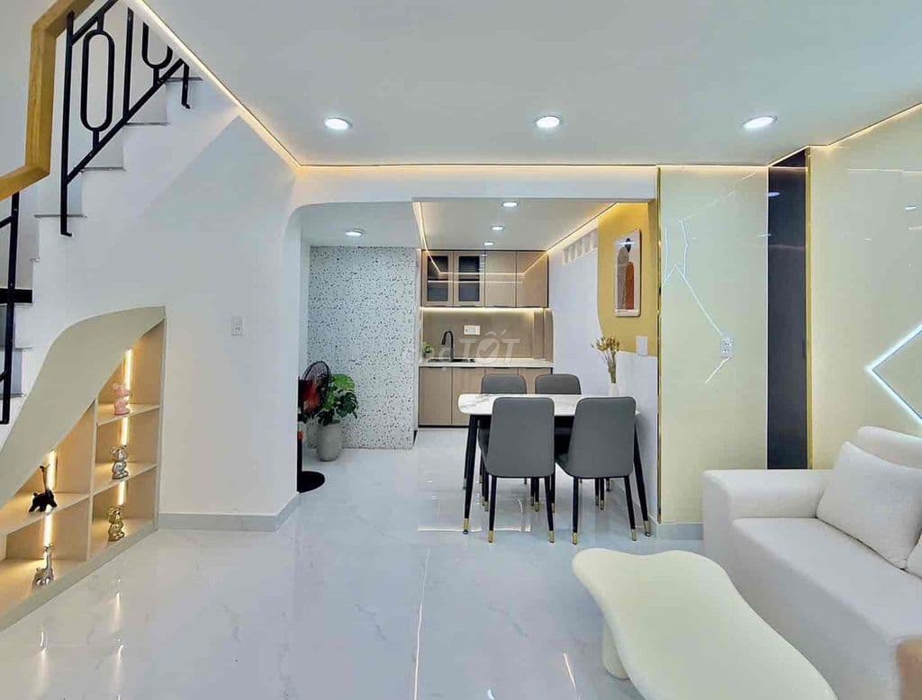 BÁN GẤP NHÀ 3TẦNG-26M2-HẺM XE HƠI - Ảnh 2