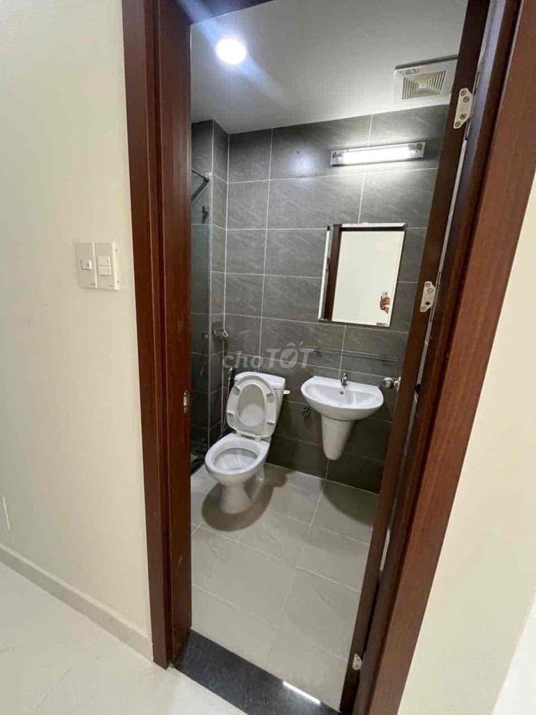 Chính chủ bán căn hộ lầu 8 66m2 2PN 2WC - Ảnh 2