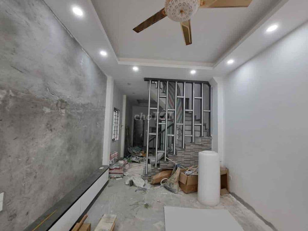 Dưới 7 tỷ có nhà mới Đông Mỹ-Oto đỗ cổng-NT cao cấp-51m*5T;MT4m;5N