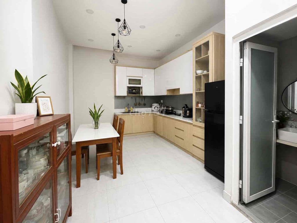 Nhà Hẻm xe hơi 80m2- 3 phòng- LÊ VĂN KHƯƠNG, Hiệp Thành 45 Quận 12 - Ảnh 2