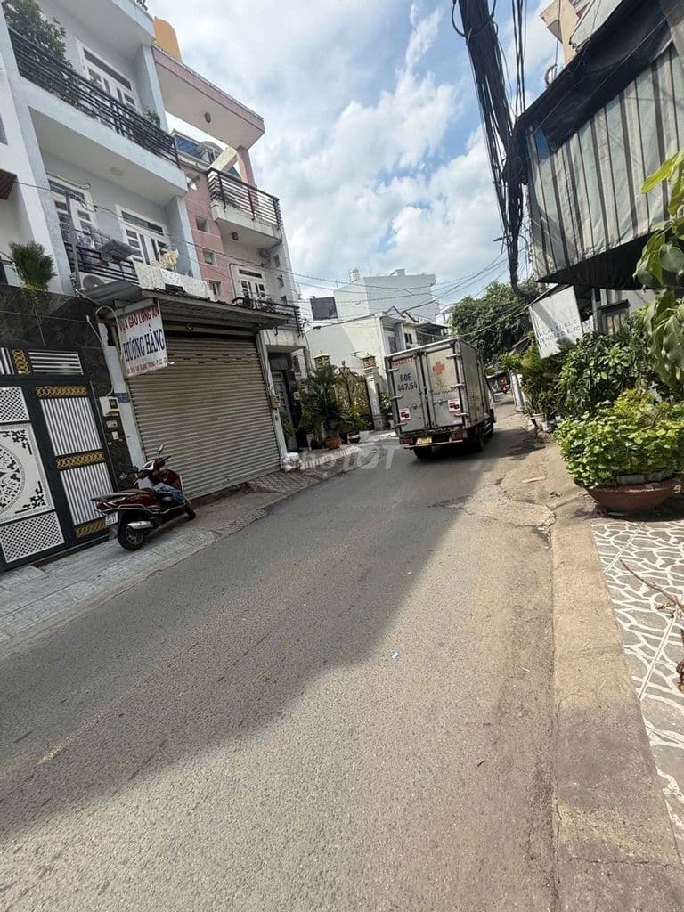 🏠Bán nhà 4mx13m 3 tầng Huỳnh Thị Hai - 4,59 tỷ