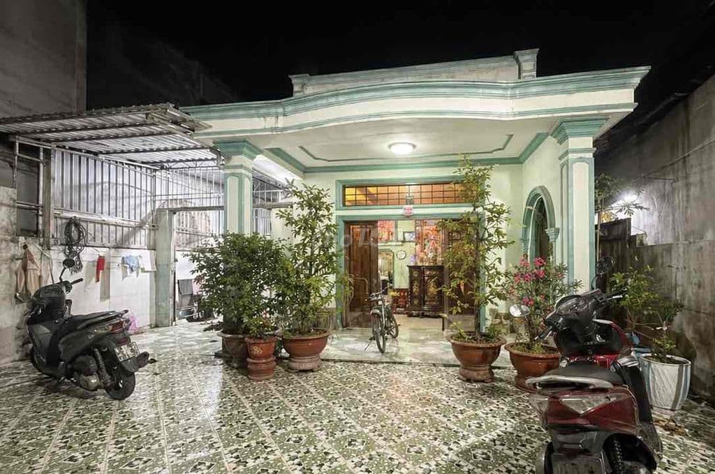 BÁN NHÀ NGANG 8M – 137m2 – NHĨNH ~4 TỶ – LÊ VĂN LƯƠNG - PHƯỚC KIỂN