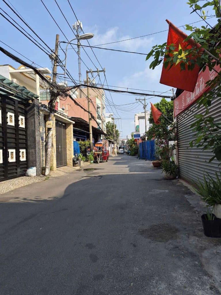 NHÀ HẺM Ô TÔ PHAN HUY ÍCH – 77M² – NGANG 5M – 3PN – SÁT UBND – 6.9 TỶ