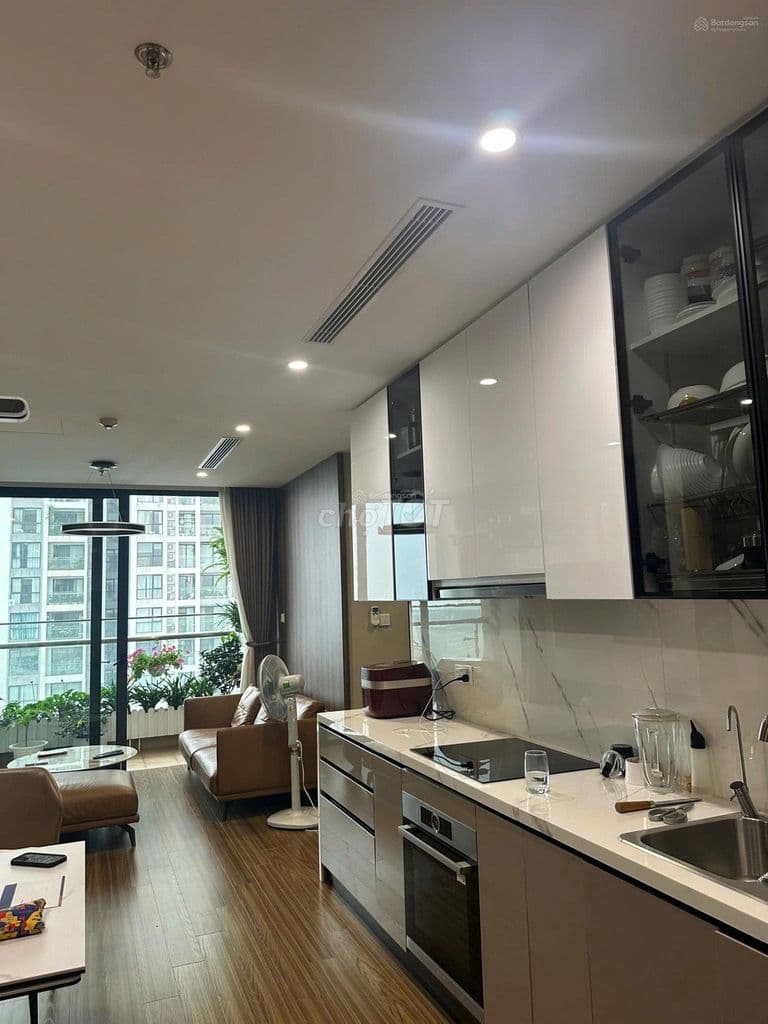 Bán CC tại tòa W1 Vinhomes West Point, 9,6tỷ, 101m2, 3PN, 3WC