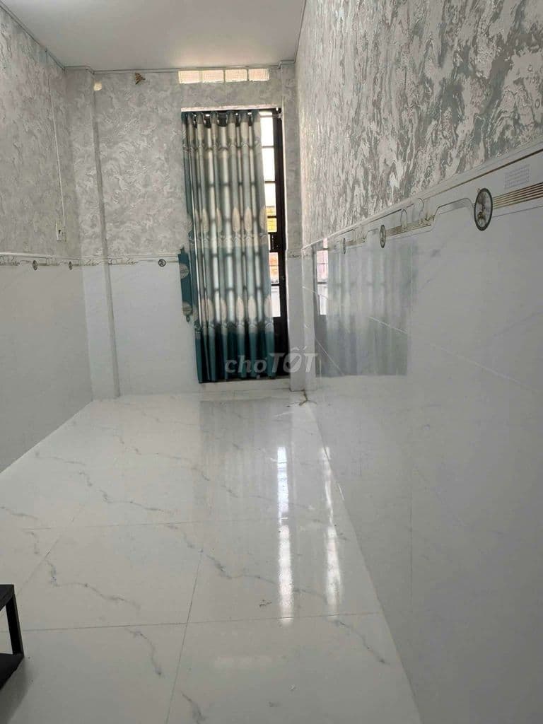 🚨 GIÁ SỐC 2T350 – NHÀ 3 TẦNG – LẠC LONG QUÂN - Ảnh 2
