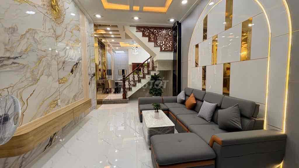NHÀ 3 TẦNG ĐẸP LUNG LINH HT13 - QUẬN 12 - HẺM Ô TÔ 5M-CHỈ 5,19 TỶ - Ảnh 3