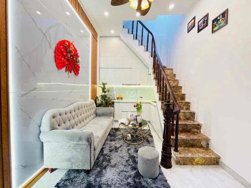 Hơn 4tỷ có ngay nhà riêng Minh Khai 4 tầng