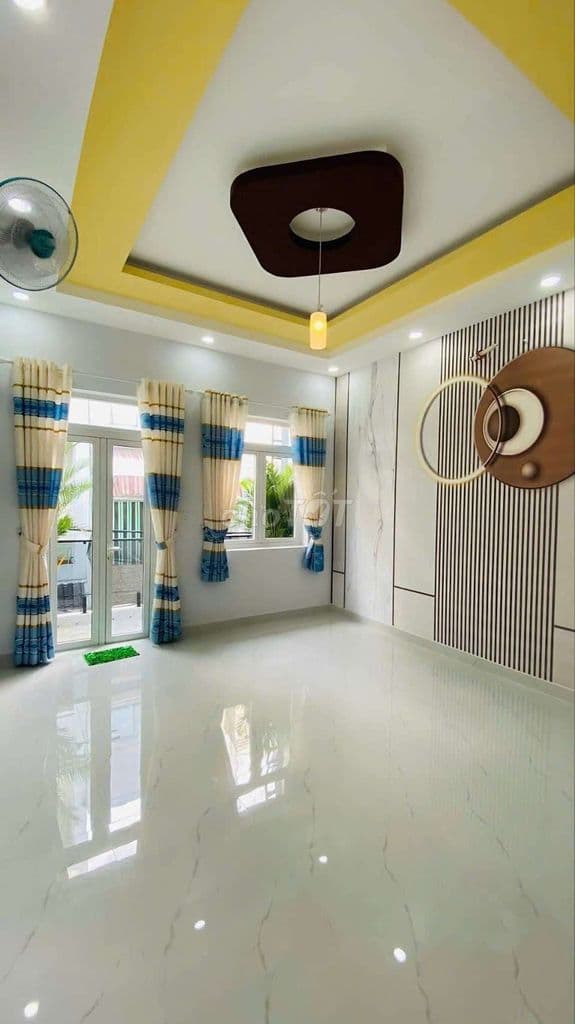 Bán nhà-4m x 10m , 2 Tầng BTCT, 3 phòng ngủ rộng-Nhĩn 4 Tỷ - Bình Tân - Ảnh 3