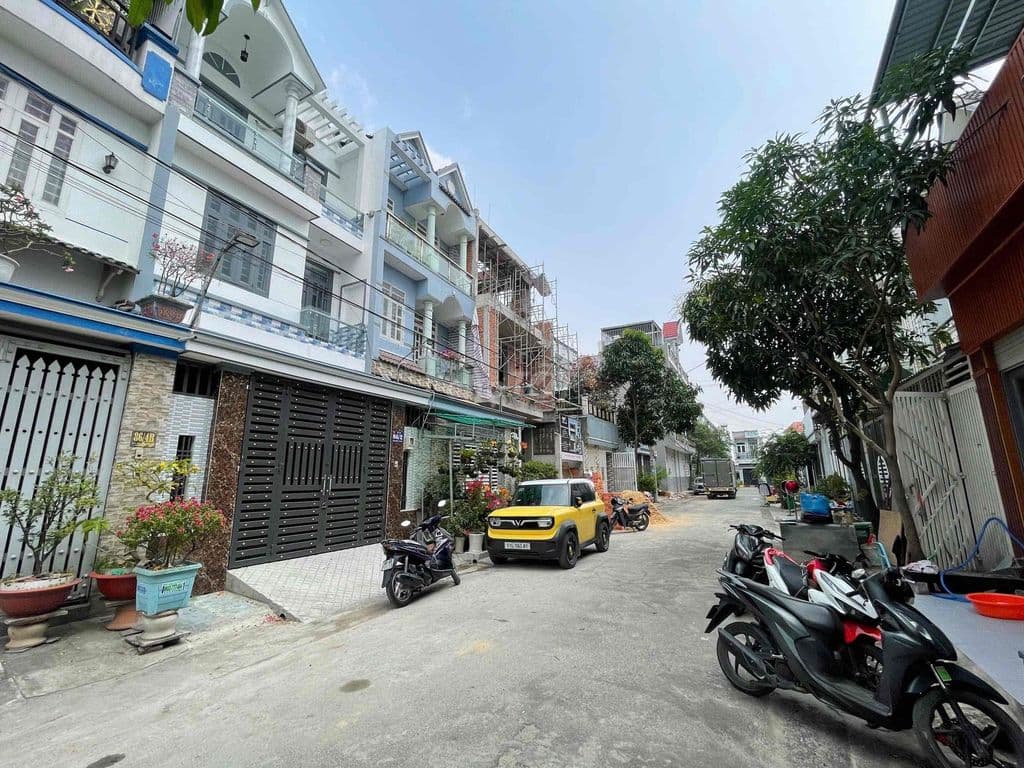 Nhà 1Trệt 2 Lầu Đẹp 5x18m Shr Mt nhựa 10m Trong KDC Đại Hải Bà Điểm - Ảnh 2