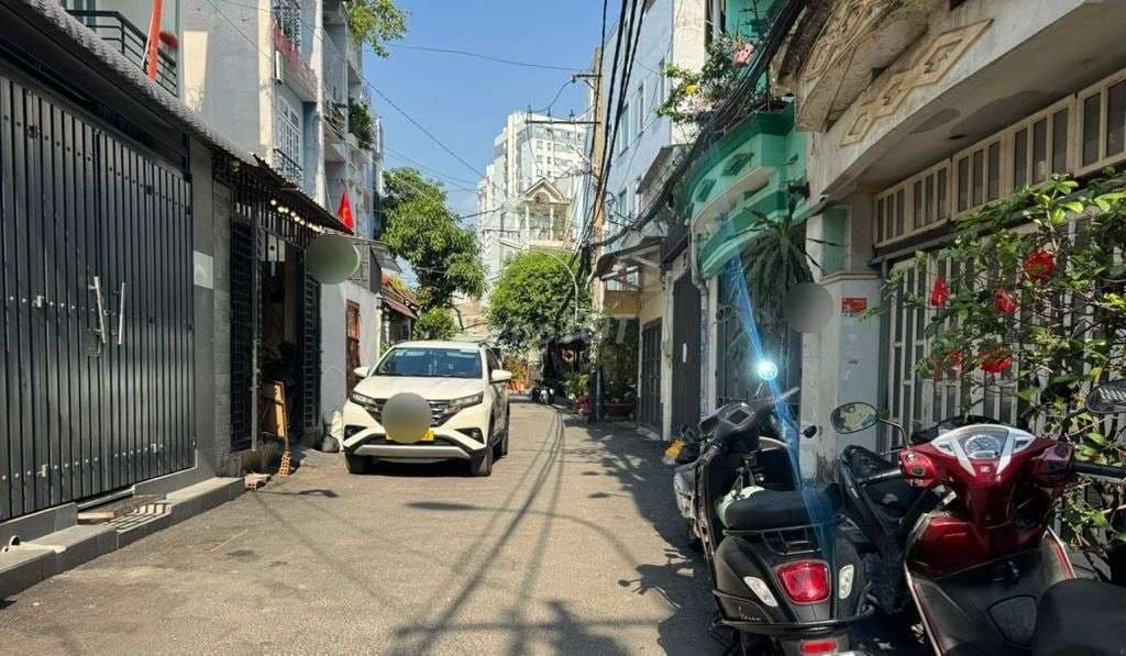 Nhà 4 tầng gần chợ Thạch Đà - HXH 4m × 12m - nhỉnh 7 tỷ