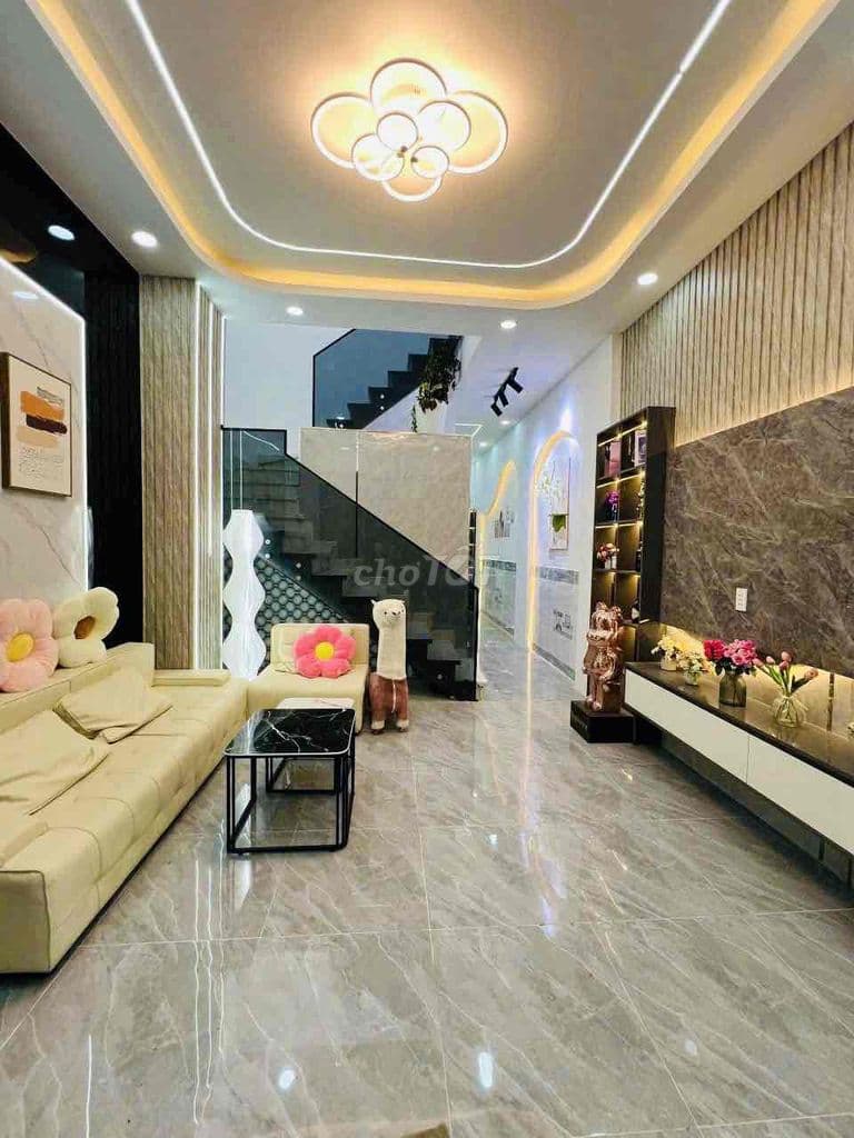 BÁN GẤP CĂN NHÀ 1T1L GIÁ 1 TỶ 5- GẦN KCN CẦU TRÀM SỔ HỒNG RIÊNG - Ảnh 2