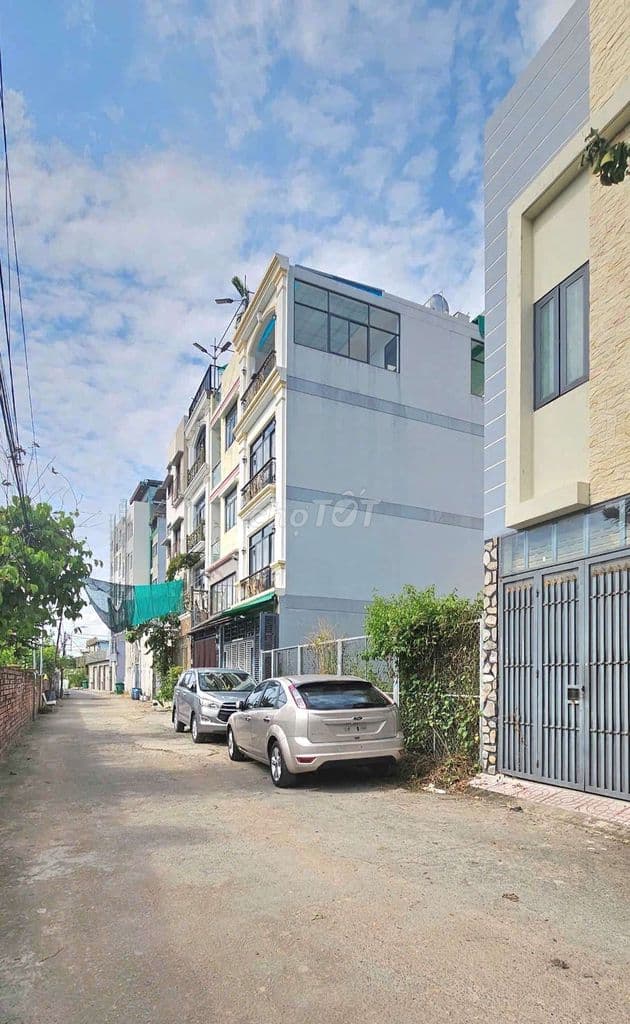 Giảm Sốc 2.3 tỷ - Đất 250M²(10x25) – Võ Văn Hát, Quận 9