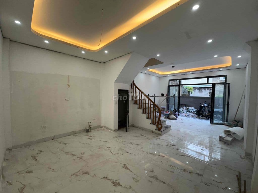 Bán nhà xây mới ngã 3 Lạc Thị Ngọc Hồi - Thanh Trì - HN - Ảnh 3