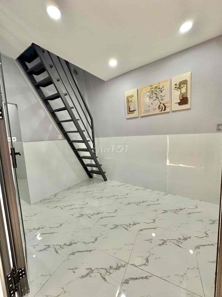BÁN NHÀ QUẬN 8 - CẦU CHÀ VÀ, NHÀ MỚI NỘI THẤT ĐẦY ĐỦ, NGANG 7M x 2 TẦN