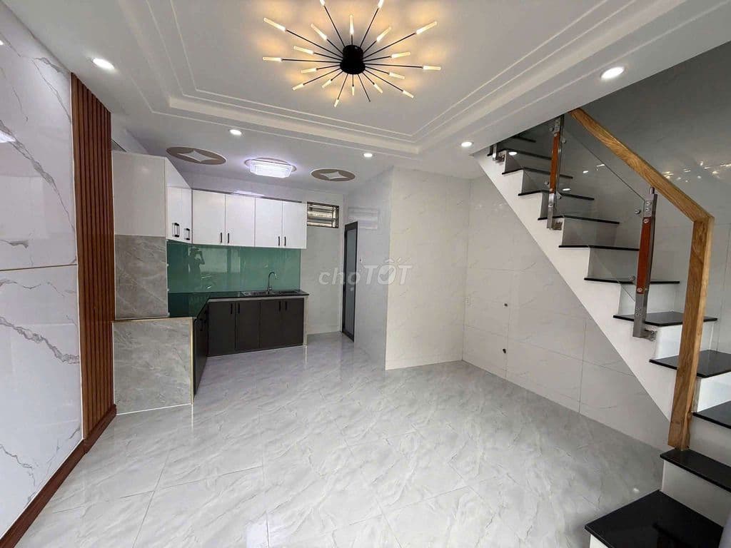 Bán nhà đẹp Quận 8 trung tâm SG 650tr Sổ hồng riêng - Ảnh 2