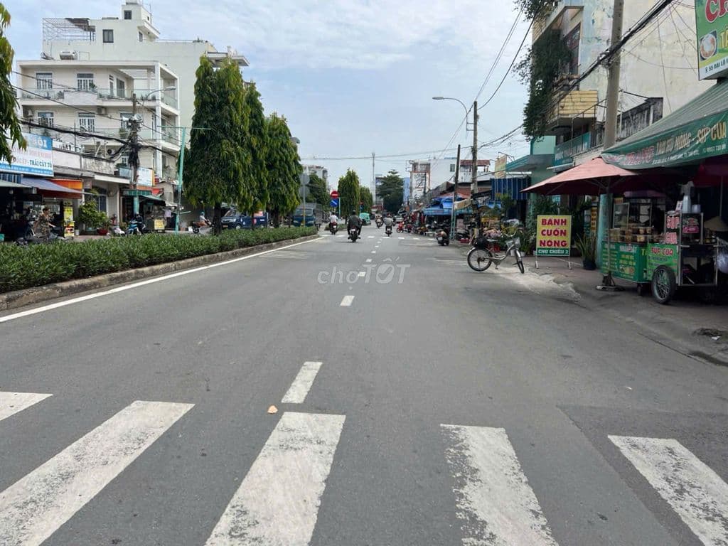 cần bán trường mẫu giáo mặt tiền đường đại lộ 2.sát đường đỗ xuân hợp - Ảnh 2