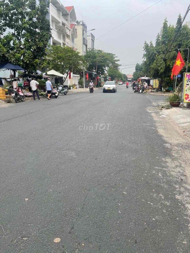 nhà cấp 4 đông hưng thuận 10 phường đông hưng thuận Q12 dt: 102m2 - Ảnh 2