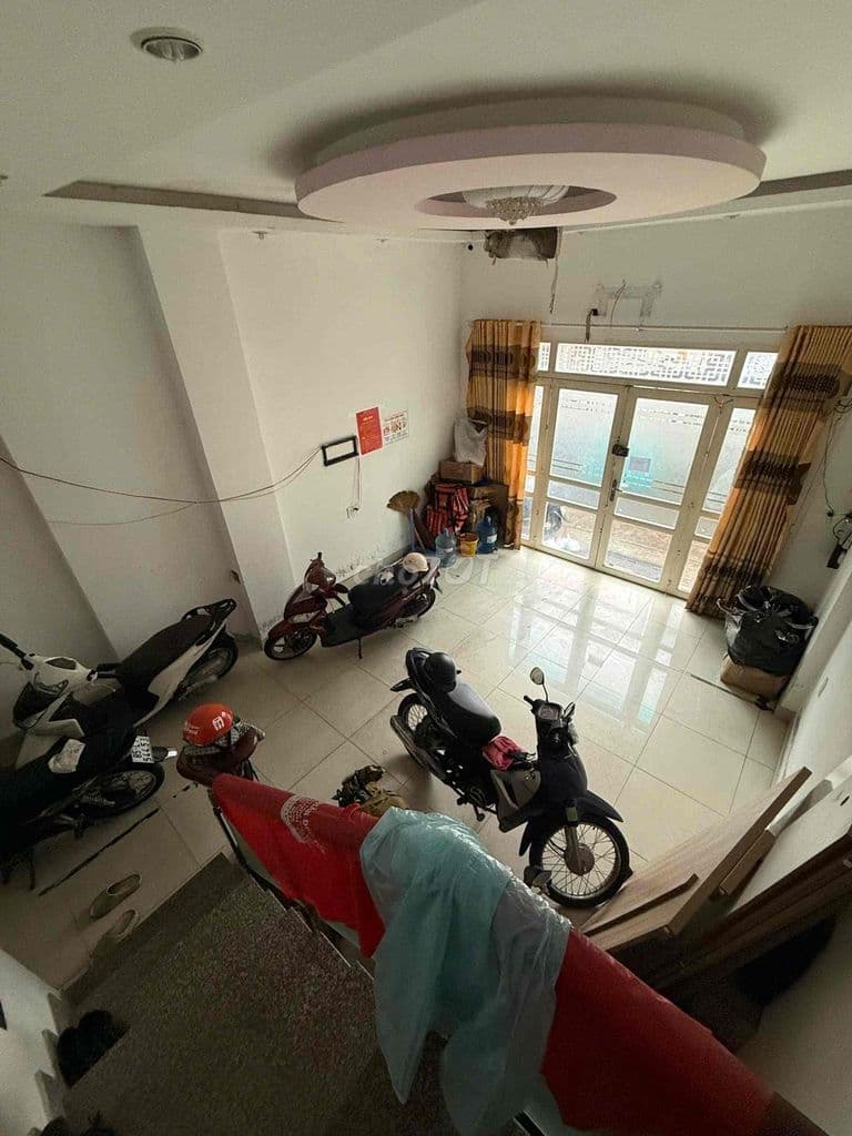 Bán nhà hẻm 358 CMT8 - Ảnh 3