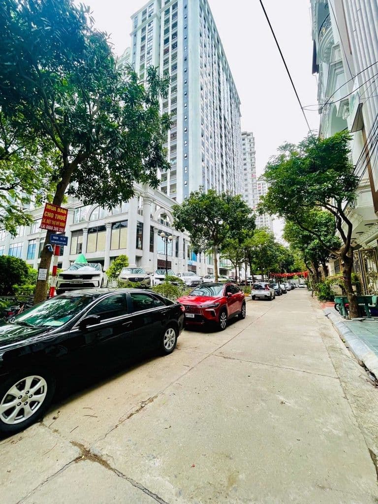 BÂN NHÀ ĐẸP PHÂN LÔ- VỈA HÈ Ô TÔ TRÁNH- KĐT MỸ ĐÌNH 58M- HƠN 20 TỶ TL