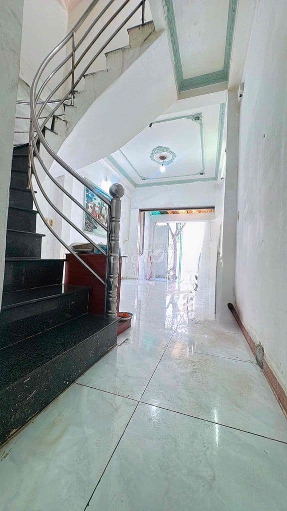 📐 Diện tích: 3,2m x 16m 🏠 Kết cấu: ✅ 1 trệt, 2 lầu ✅ Sân thượng trước - Ảnh 3