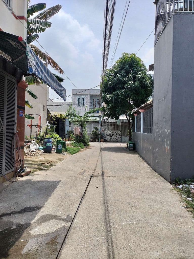 Bán Nhà A5/19K6 Lê Thị Ngay Vĩnh lộc A 1 lầu 2PN 4x12m 2 tỷ 090tr shcc