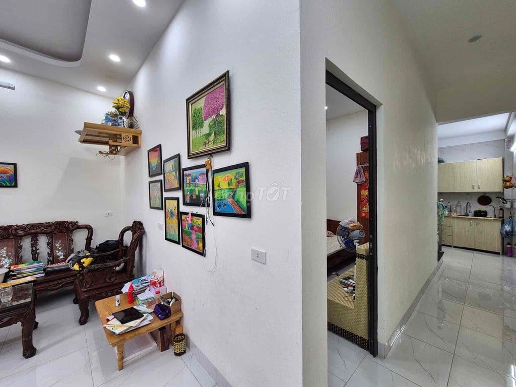 Hơn 2 tỷ có nhà đẹp Định Công Thượng-Oto tránh 40m-62m*2T;3N - Ảnh 3