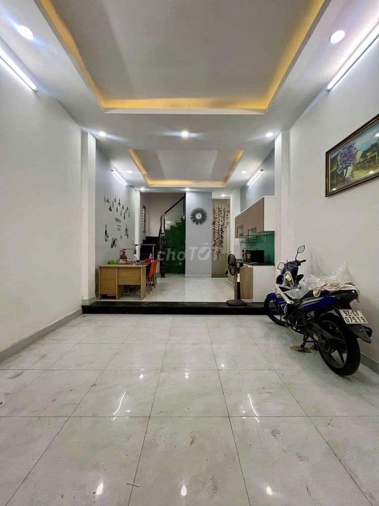 chủ chuyển công tác cần bán gấp nhà