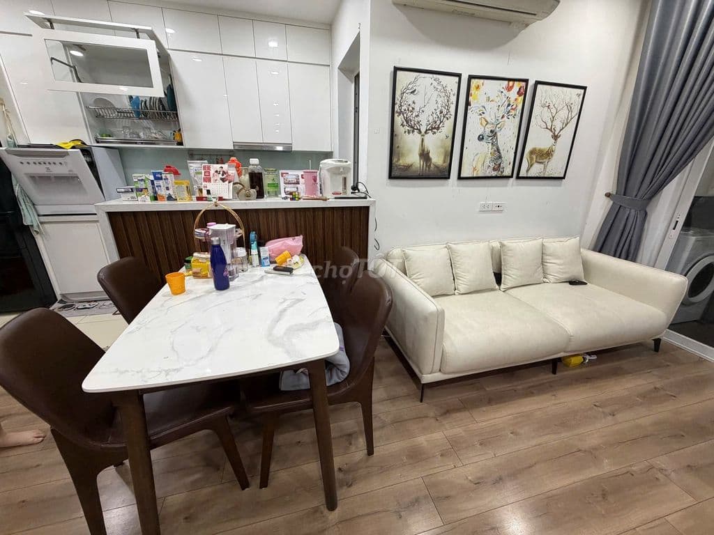 Bán chung cư MIPEC 2 ngủ - 86m2- ô tô - 9,3 tỷ