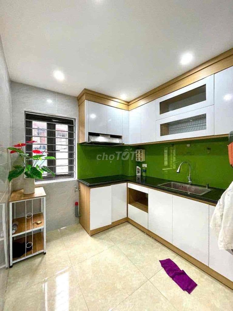 Bán căn hộ TT Nguyễn Chí Thanh. 90m nhà thoáng,ô tô đỗ sát chân cầu th - Ảnh 2