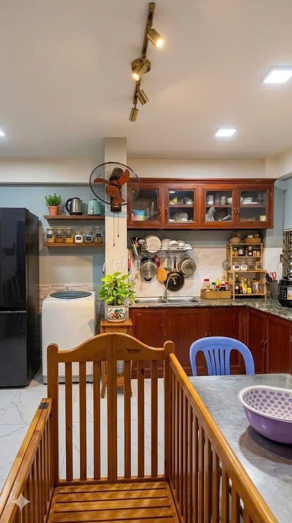 Bán nhà Cách Mạng Tháng Tám, QUẬN 10, 52 m2, giá 6.5 tỷ, chỉ 125 tr/m2 - Ảnh 2
