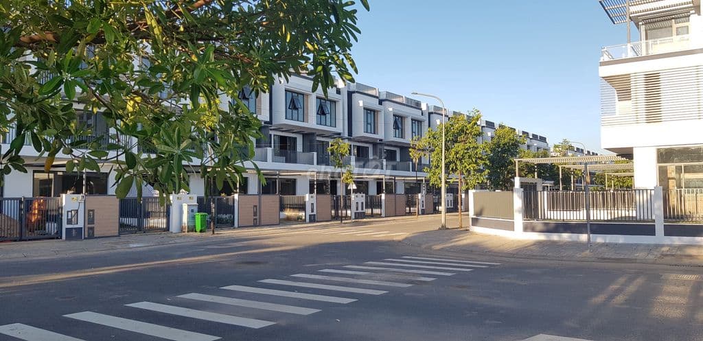 Rổ hàng Nhà phố Đông Tăng Long. 5x20 giá 7.8 tỷ- song lập 8x20 11 tỷ - Ảnh 2