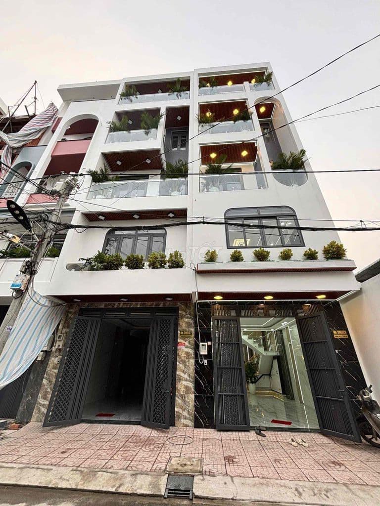 Bán căn Thạnh Xuân 25. Giá giảm cực mạnh . Ngay Công Viên 150ha