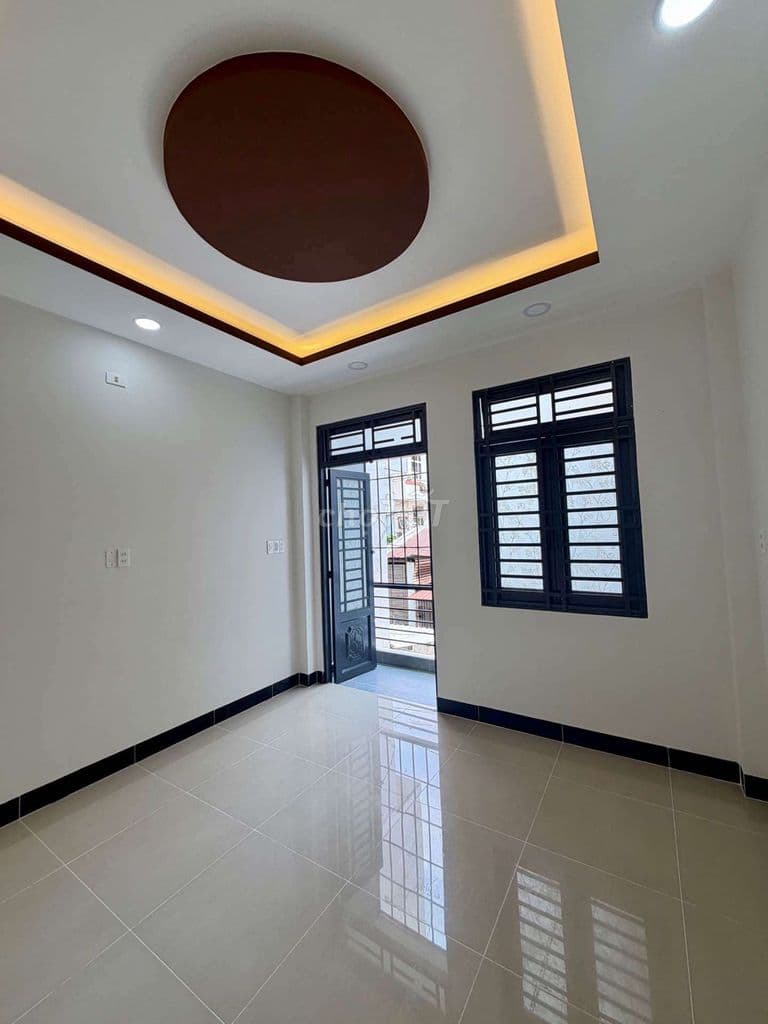 Bán nhà ,Đường Lê Văn Sỹ ,Phú Nhuận 83M2 ,có 6 PN giá: 8Tỷ - Ảnh 2