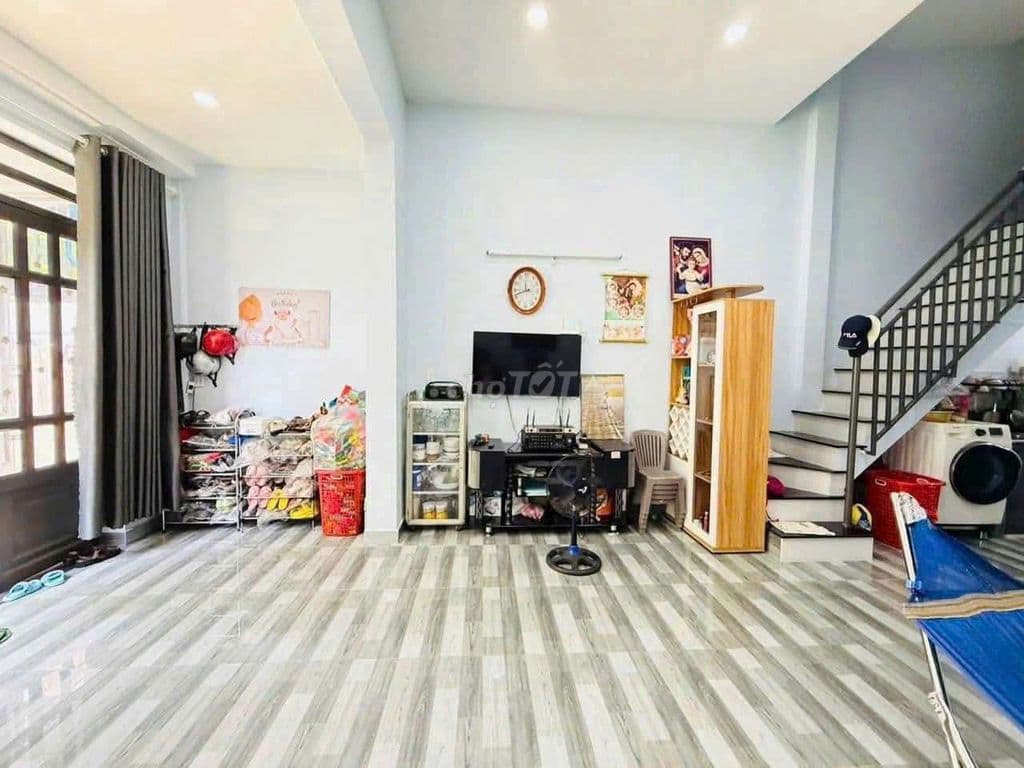 Nhà mới đẹp, sổ riêng, (5m x 12m), trệt, lững, 3PN, Thới An, Quận 12 - Ảnh 2