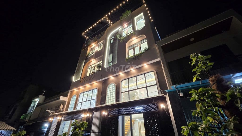 NHÀ PHỐ MỚI NGANG 5.5M 4 TẦNG FULL NỘI THẤT – 5PN SÁT CHỢ CẦU ĐỒNG