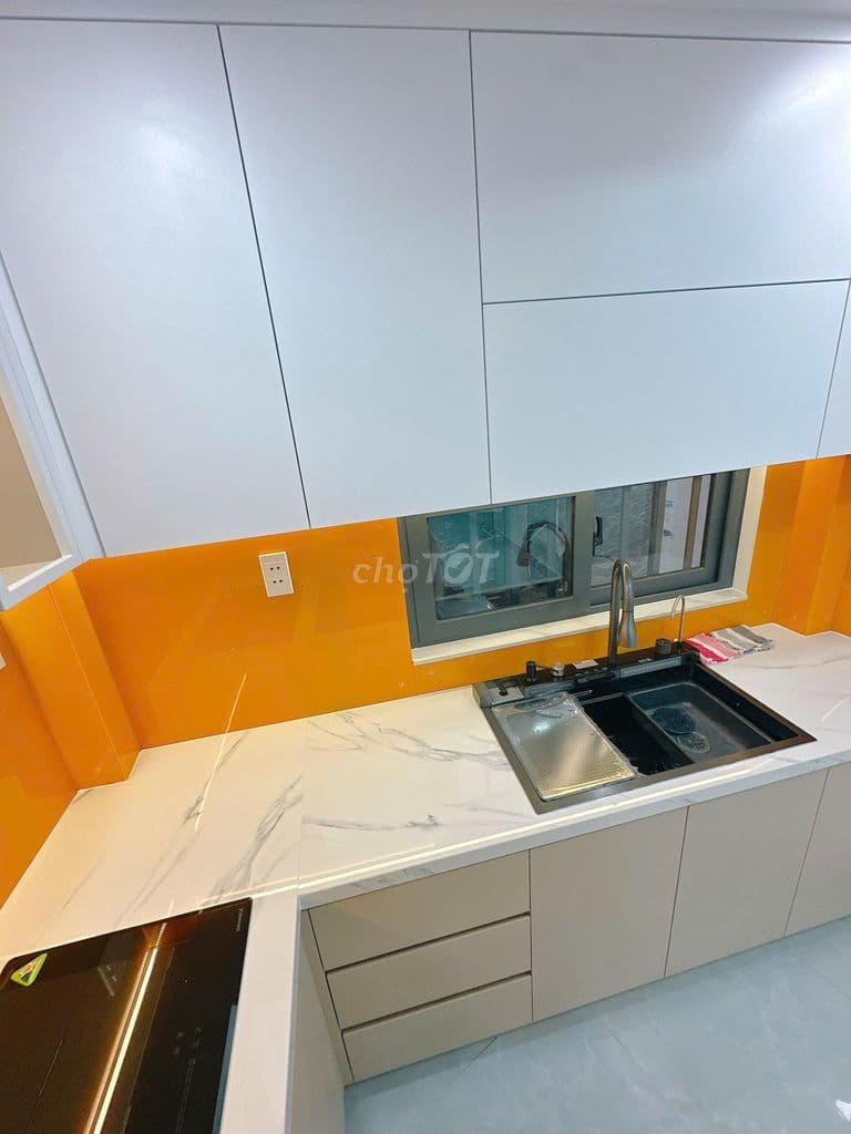 MT Phú Nhuận Chỉ 7,9 Tỷ - Nhà Đẹp 4 Lầu Sân Thượng Khu Phan Xích Long. - Ảnh 2