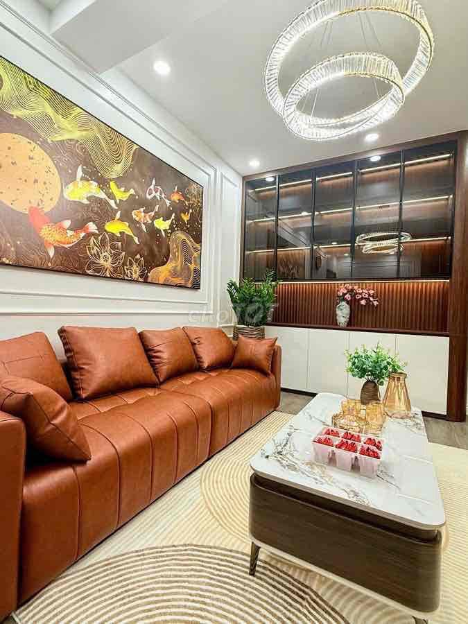 bán gấp cc Nguyễn Cơ Thạch Mỹ Đình-3 ngủ -109m2-vệ sinh-8,7 tỷ-109m2
