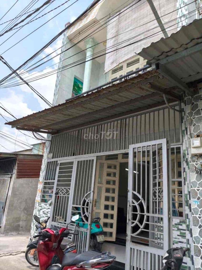 bán nhà Hiệp Thành, ngay Khu Thi Đấu Đa Năng, dt 80m2 - 4.1 tỷ