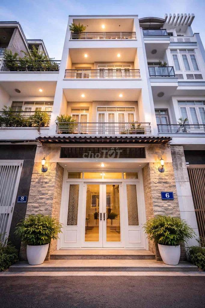 BÁN NHÀ HXH VIP LÊ VĂN SỸ, 3 TẦNG PN DÀI 15M, GIÁ TỐT CHỈ 10,7 TỶ