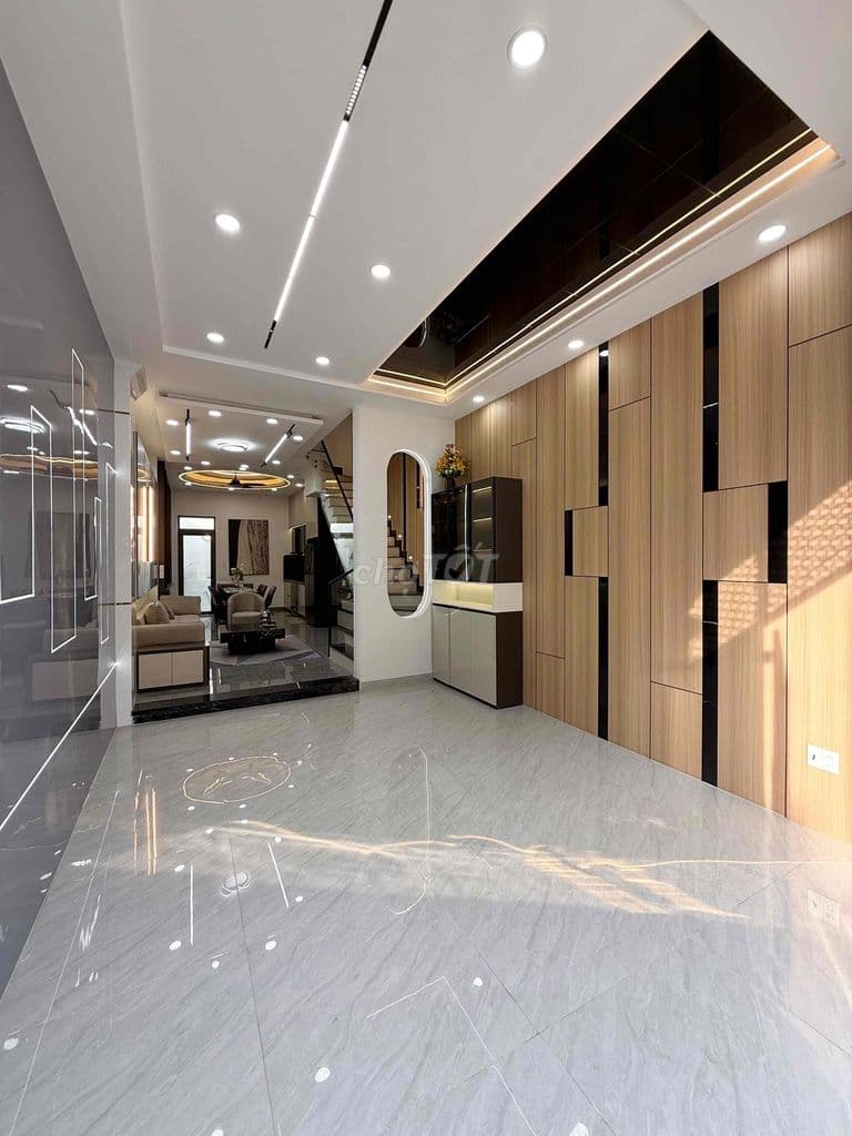 🔥🔥🔥NGỘP BANK CHỈ HƠN 5 TỶ NHÀ 4 TẦNG NỘI THẤT NGAY NGÃ 4 BÌNH PHƯƠ - Ảnh 2