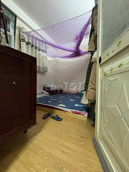 bán chung cư Ngô Quyền lô A5 tầng 3 có sổ riêng