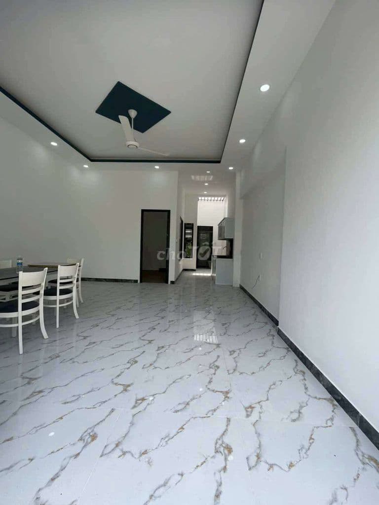 Bán nhà mới xây - giáp cầu lớn, sh riêng - Ảnh 3