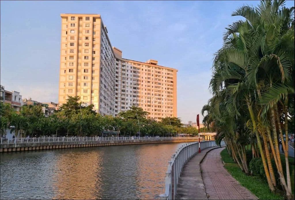 Căn Hộ chung cư Miếu Nổi, Giáp Quận 1, 55m2, giá 3,95 tỷ