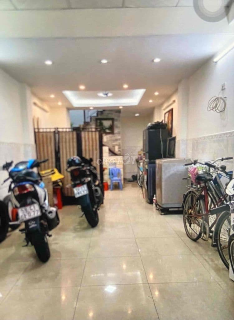 Hẻm 6m Đuờng Thành Thái Q 10, ngang 3x18m 4 tầng, - Ảnh 2
