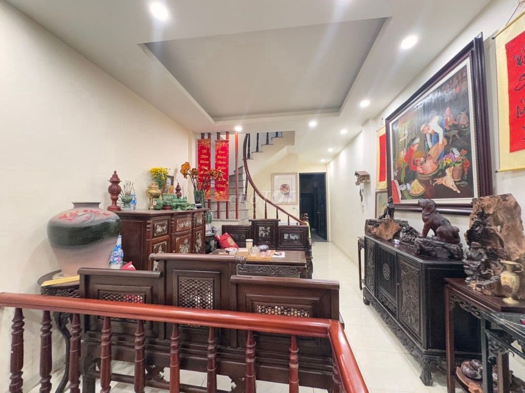 BÁN GẤP NHÀ 5M RA NGÕ Ô TÔ, NHÂN HÒA 45M - 7 NGỦ - 13. 75 TỶ. - Ảnh 3