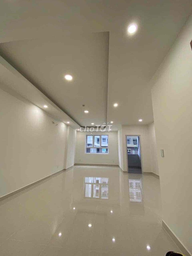 Chính chủ cần bán căn hộ Lavita Charm 51m2 giá chỉ 2.7 tỷ